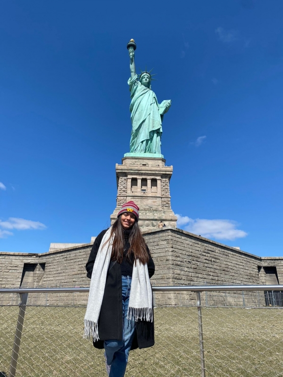 Meet Daniela in New York!